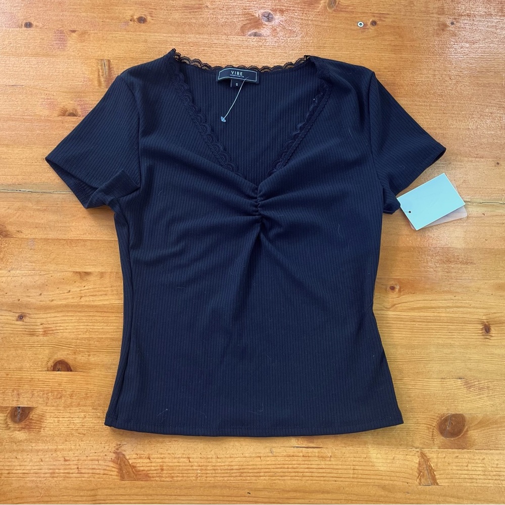 Lace lined V-neck Top